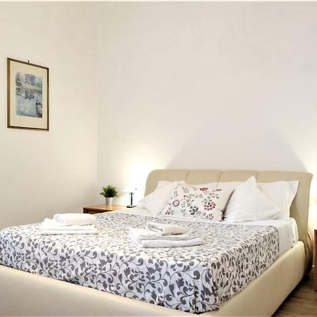 Wine Apartments Florence Morellino Bagian luar foto
